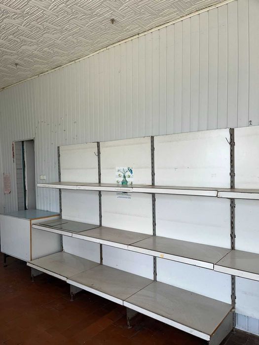 Продаж гарного комерц. приміщення під ремонт с. Великий Хутір