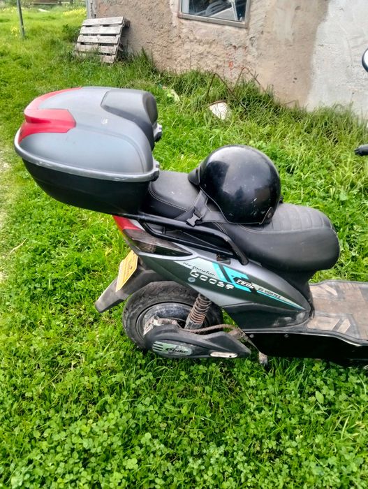 Scuter em muito bom estado