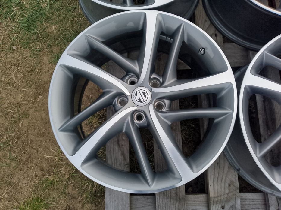 Felgi aluminiowe MG VW Skoda 18 5x112