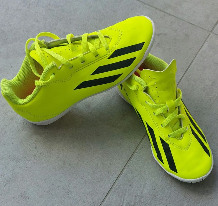 Sapatilhas ADIDAS.