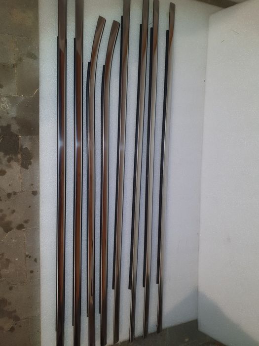 Chrysler Pacifica 3.6 v6 listwadrzwi zgarniająca ściągająca wodę