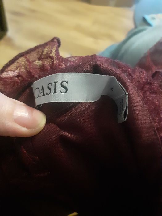 Bluzka koronkowa oasis hit