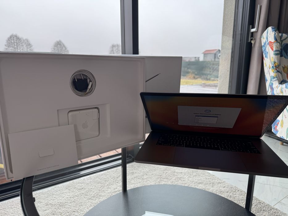 Macbook Pro 15” Space Gray 2017 i7 16 GB RAM 256 GB