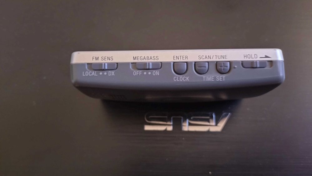 Mini Radio Bolso Sony SRF-M807 FM/AM Mega Bass