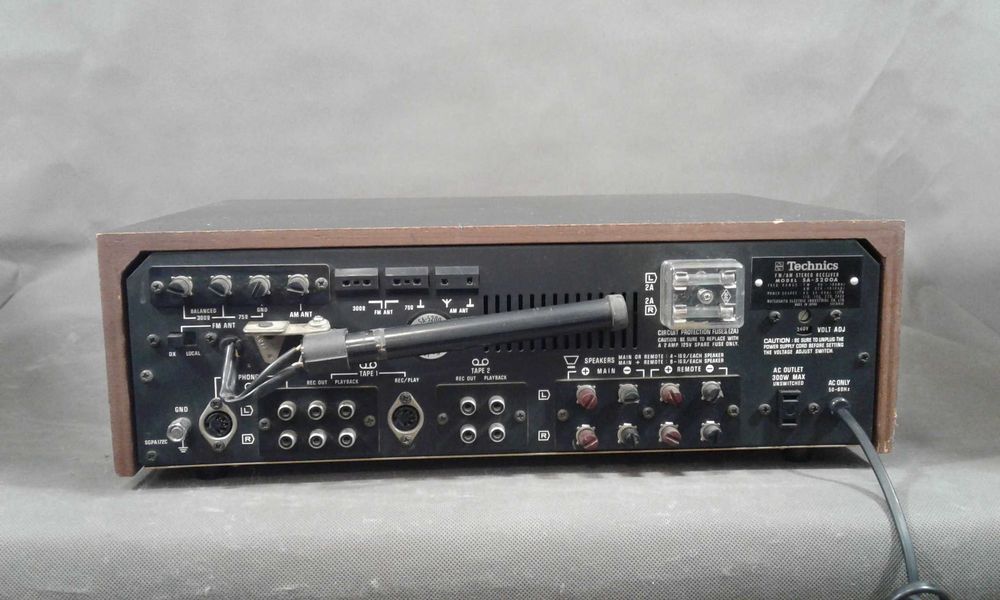 TECHNICS SA-5200A,amplituner stereo,vintage