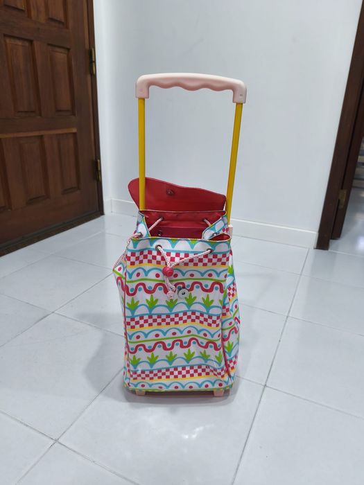 Mochila de brincar rodinhas imaginarium