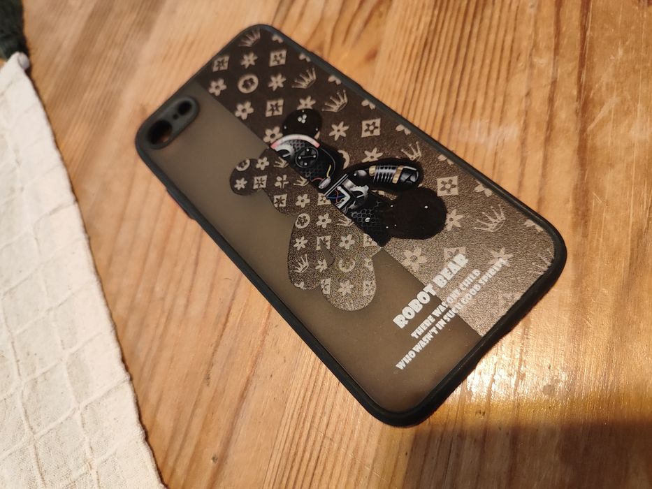 etui na telefon iPhone