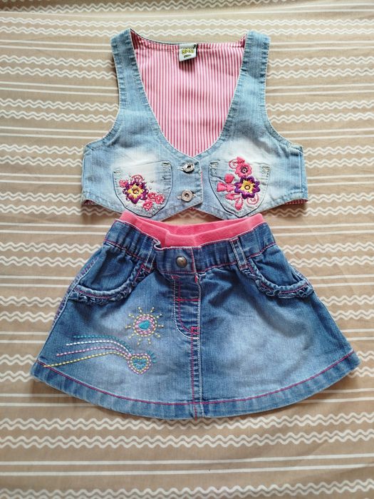 Одяг для дівчинки