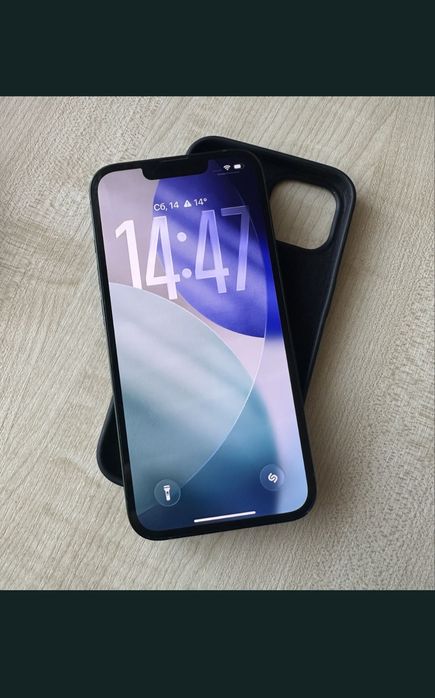 iPhone 13 128 gb Neverlock почти идеальный