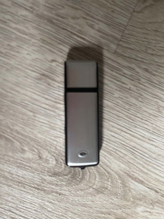 Dyktafon pen drive 8 g