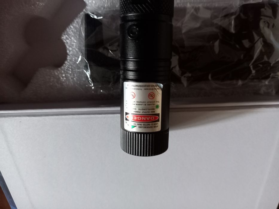 Тактическая лазерная указка