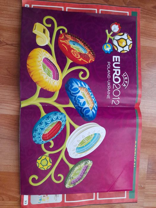 Album z Euro 2012 - czysty, z plakatem