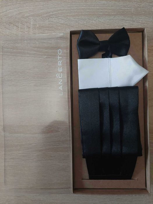 Garnitur ślubny - smokingowy LANCERTO