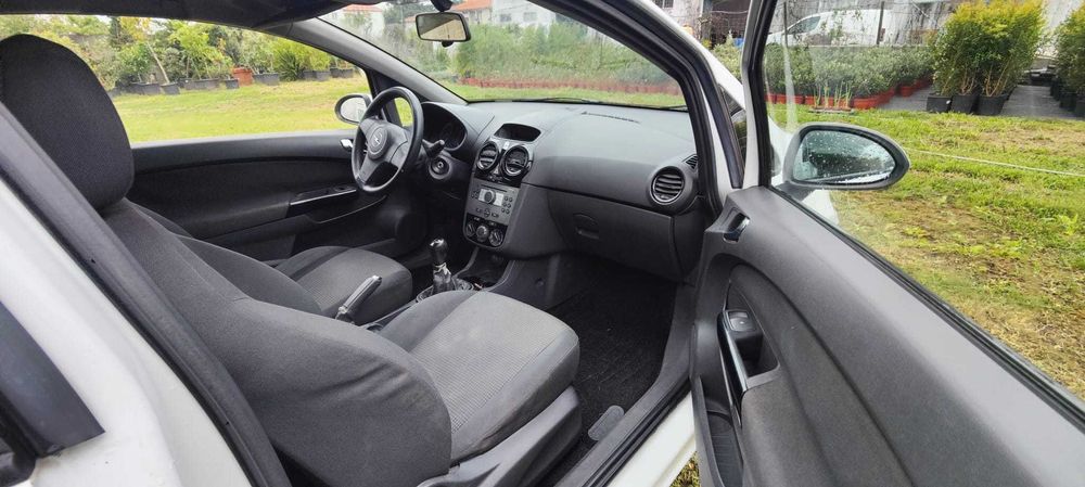 Opel Corsa Van 1.3 CDTI 2008 - avaria na centralina
