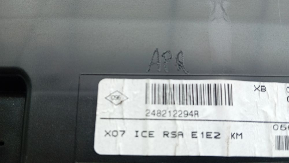 Quadrante / painel de instrumentos RENAULT Twingo III (BCM_)