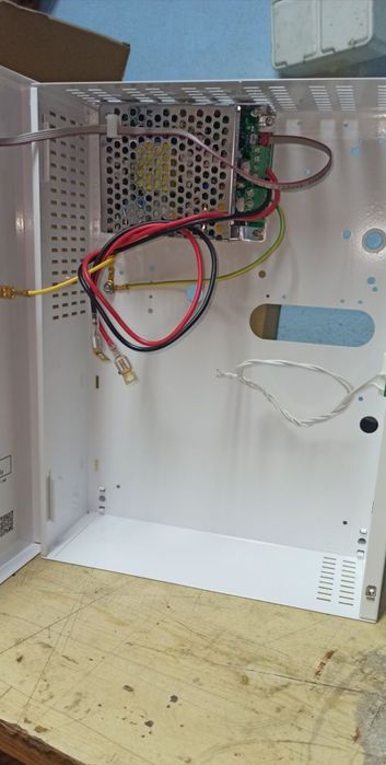 Zasilacz buforowy UPS