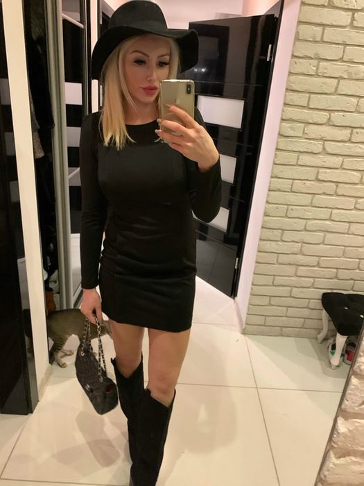 Sukienka czarna mini midi elegancka długi rękaw jak Just Unique L