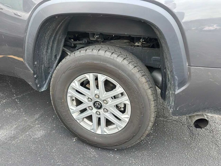 Toyota Tundra      2022