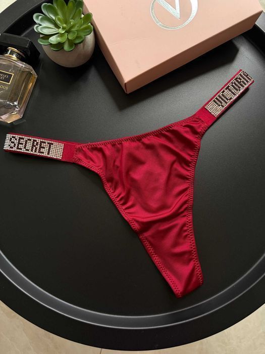 Жіночі трусики/стрінги Victoria's Secret Женское белье Виктория Сикрет