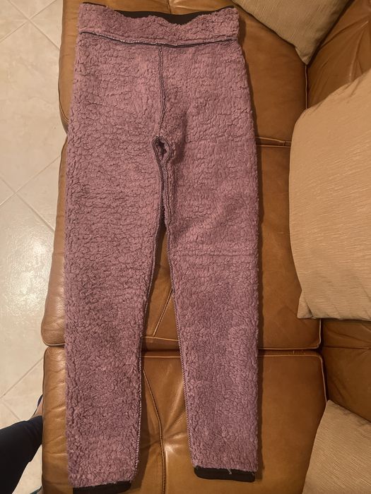 Calca quentinha para o inverno forrada na lã. Nova.