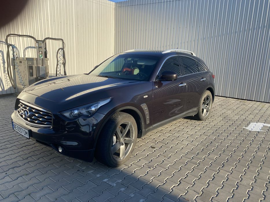 Кроссовер Infinity fx 50s