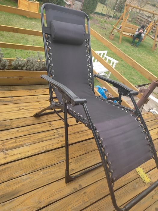 Leżak ogrodowy składany