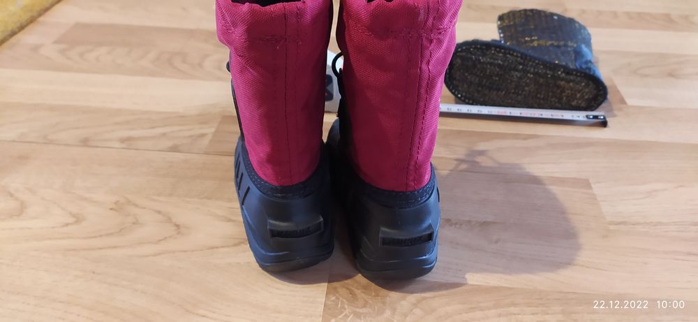 Śniegowce Kamik wkładką 15 cm