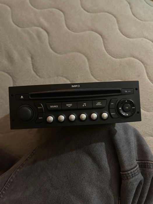 Radio + panel stetowania