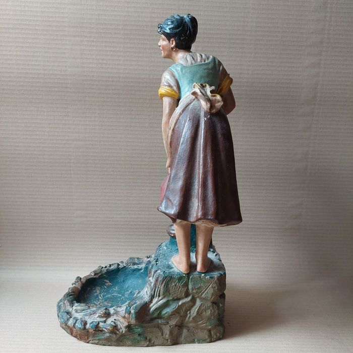 Escultura decorativa em barro