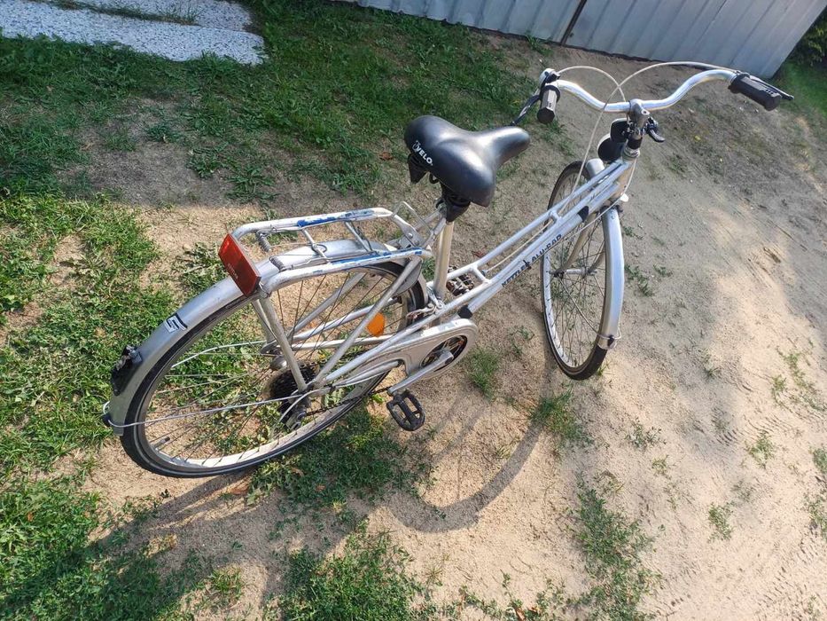 Sprzedam rower damkę 28