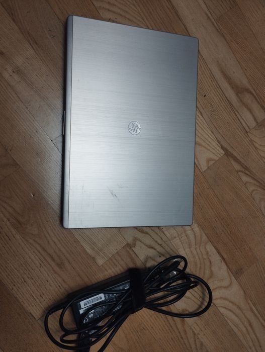 Нетбук hp Folio 13 2000