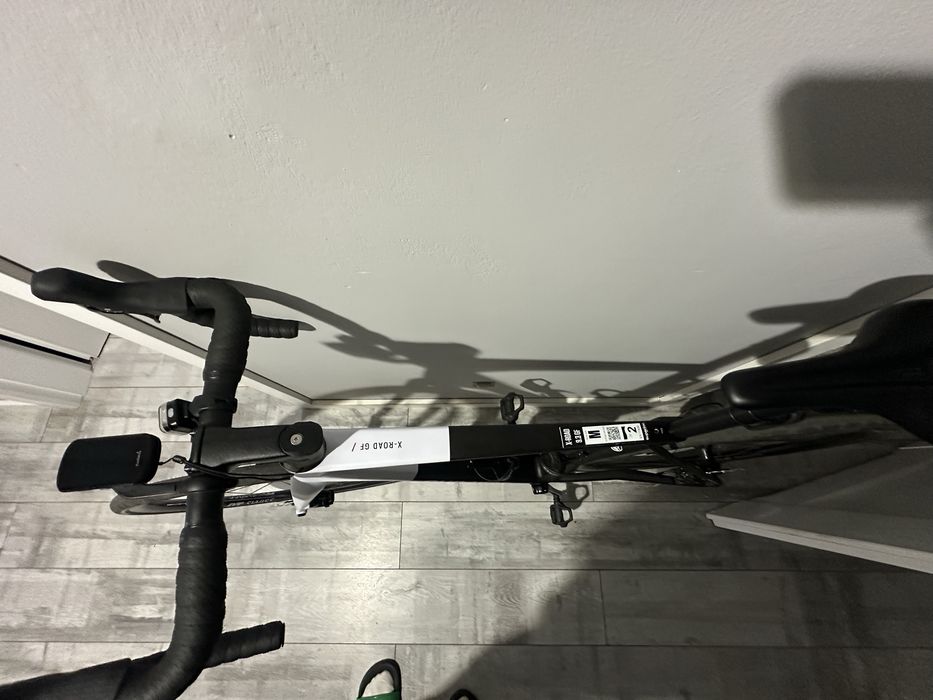 Superior X-ROAD 9.3 GF 54,5 Nowy osprzęt Shimano 105 Di2+ Pedaly Shimano SPD SL