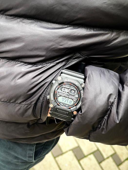 Годинник Casio G-Shock, діаметр 50мм, водозахист 3АТМ