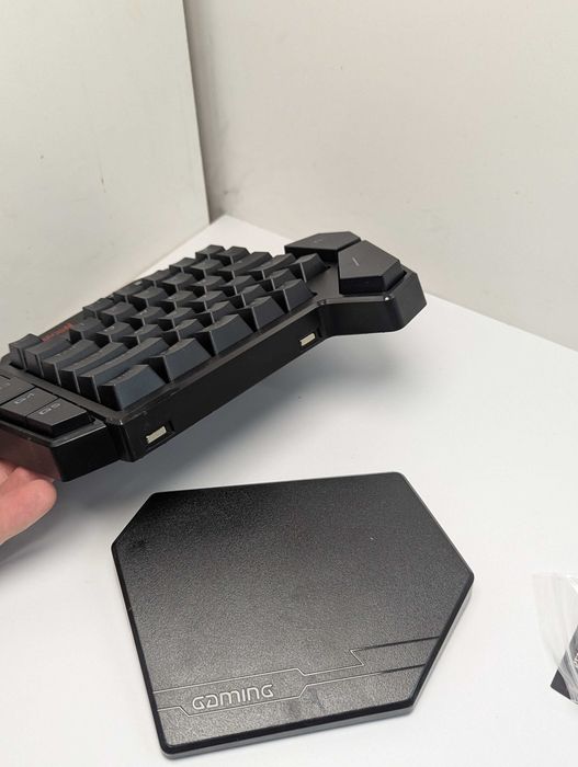 Механічна провідна ігрова клавіатура для однієї руки REDRAGON DITI K585 DITI з RGB підсвічуванням