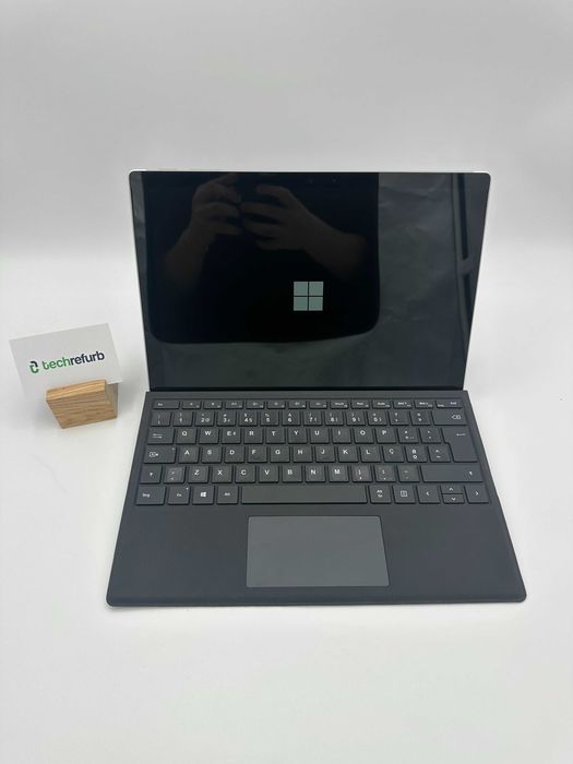 Microsoft Surface Pro 6 | i5 8th Gen | 8GB RAM 256GB SSD | 12” 2K