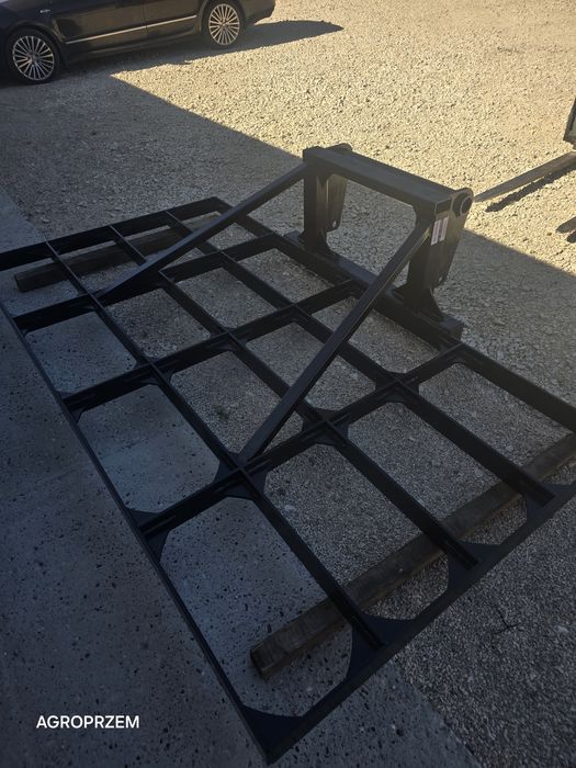 Sprzedam niwelator od 1.0m do 3.0m euroramka manitou tuz i inne