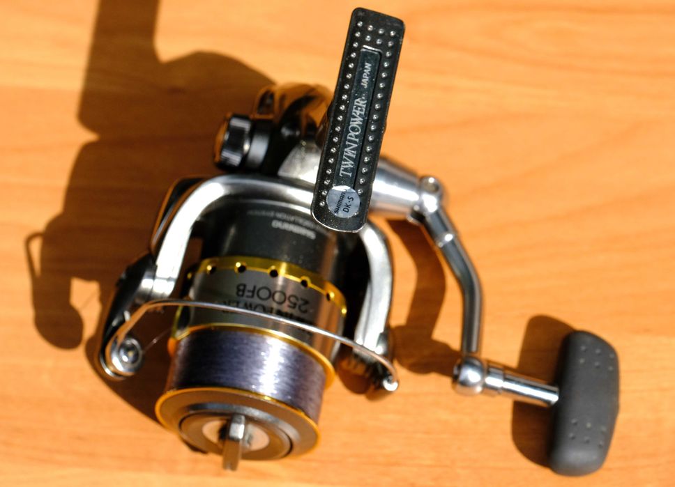 Shimano Twin Power 2500 FB