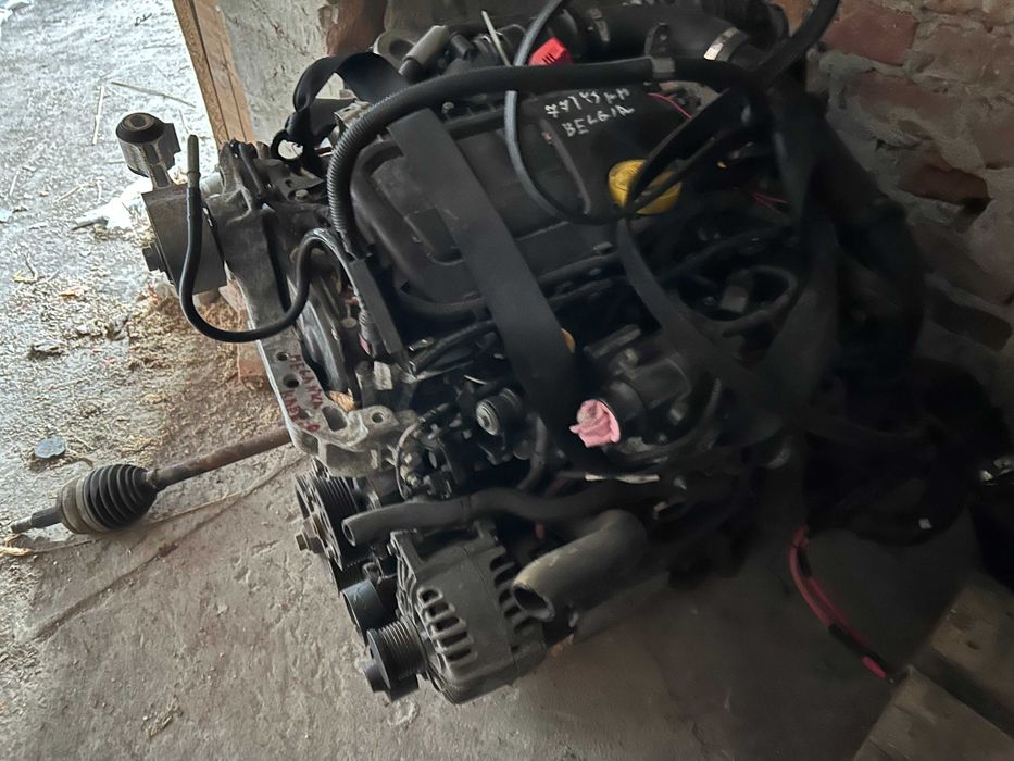 Silnik goły slupek 1.6 DCI / R9M DIESEL / 77000 km Belgia/ Megane 2015
