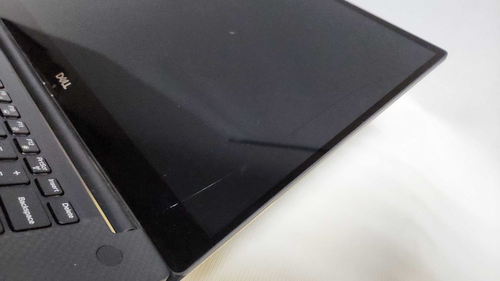 4K Dell Precision 5530 i9 8950HK 16  512 P2000 4GB