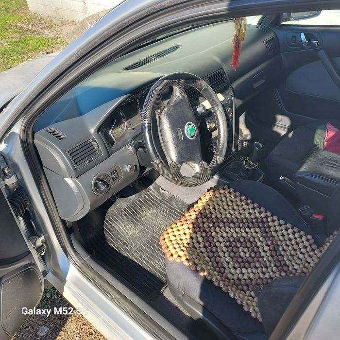 Продається  машина на ходу