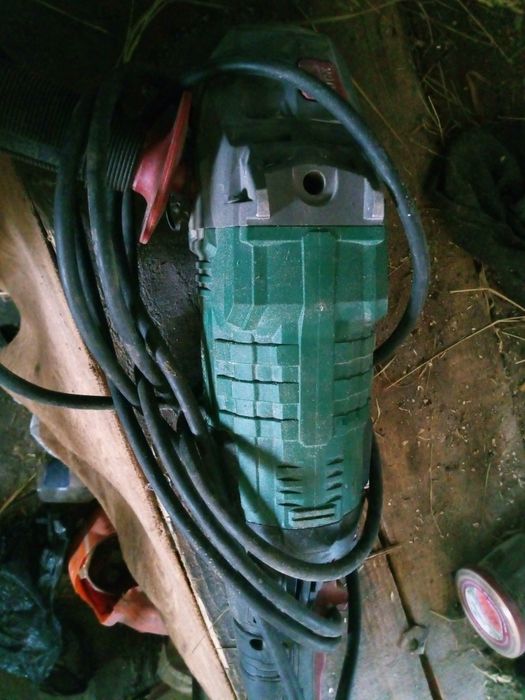 Продам болгарку в хорошому стані