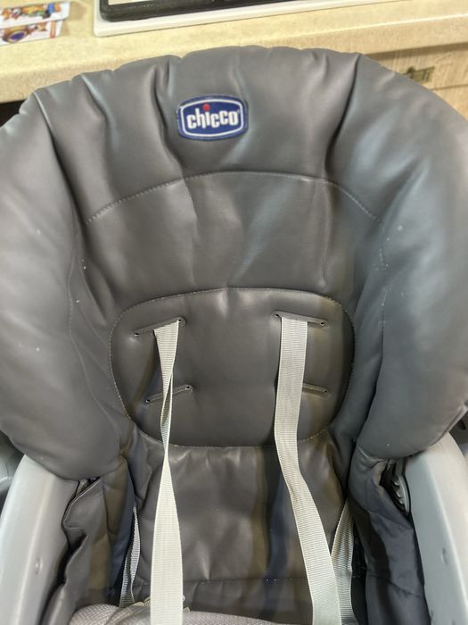 Продам стільчик CHICCO POLLY