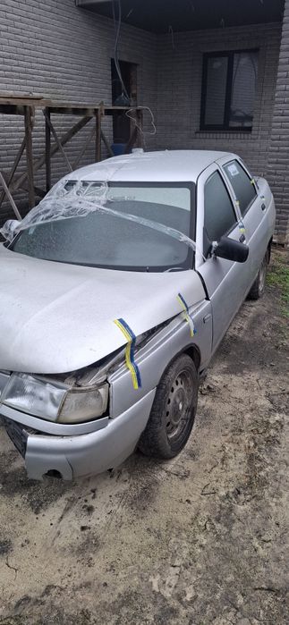 Автомобіль Ваз 2110