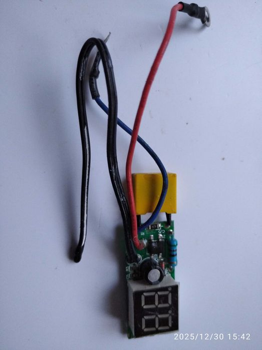 Термометр електронний