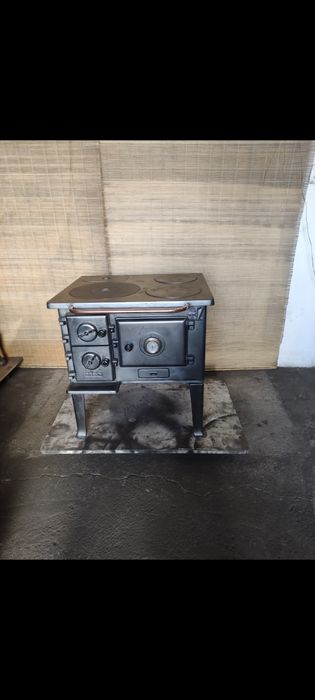 Piec koza wolnostojąca angielka pieco-kuchni