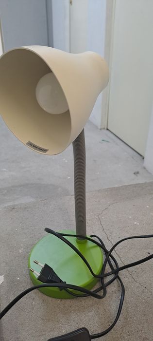 Candeeiro de secretária ou mesa