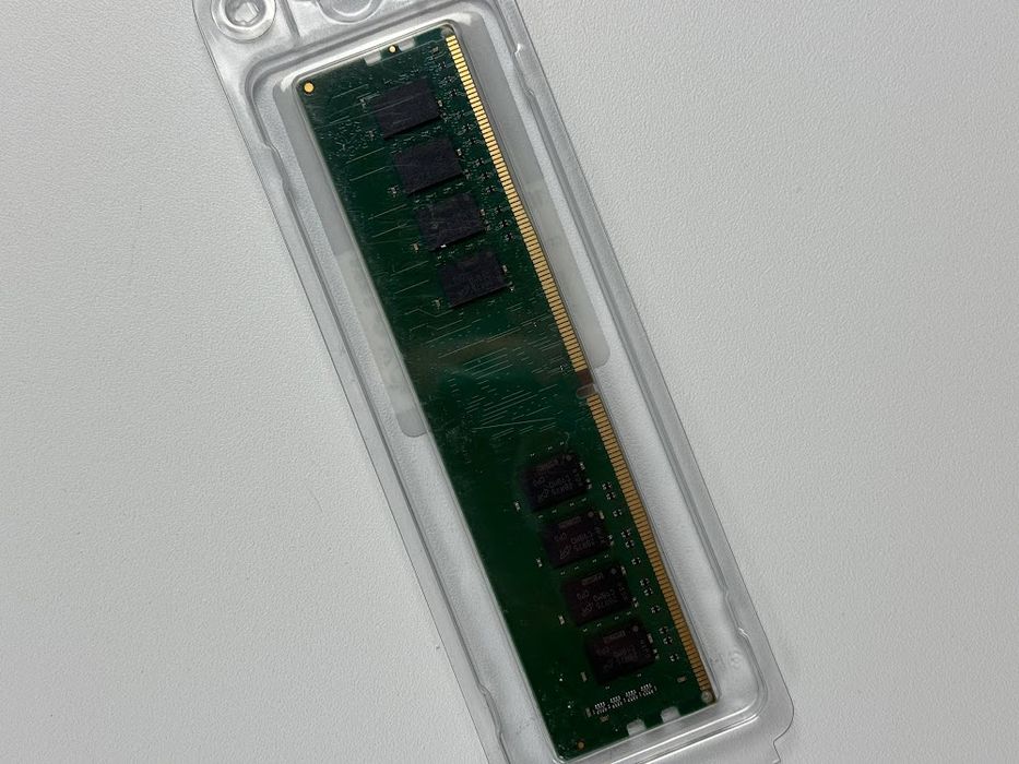 Оперативна пам'ять Crucial DDR4 DIMM 16GB 2666MHz (CT16G4DFRA266)