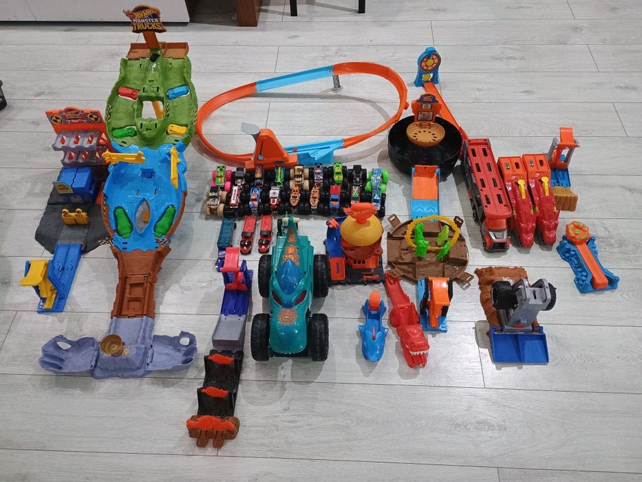 Zestaw hot wheels
