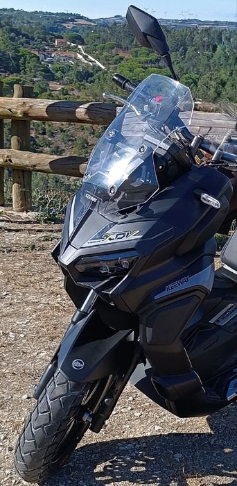 Keeway Vieste XDV 300 ano 2024