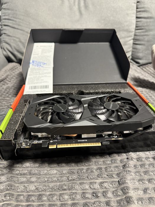 Gigabyte GTX 1650 super 4gb